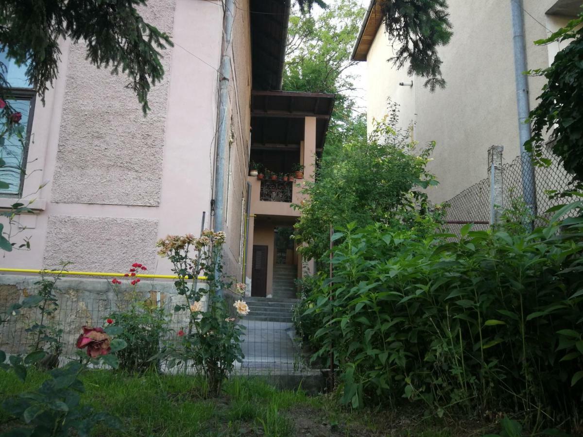 Ferienwohnung Apartament Hunter Cluj-Napoca Exterior foto