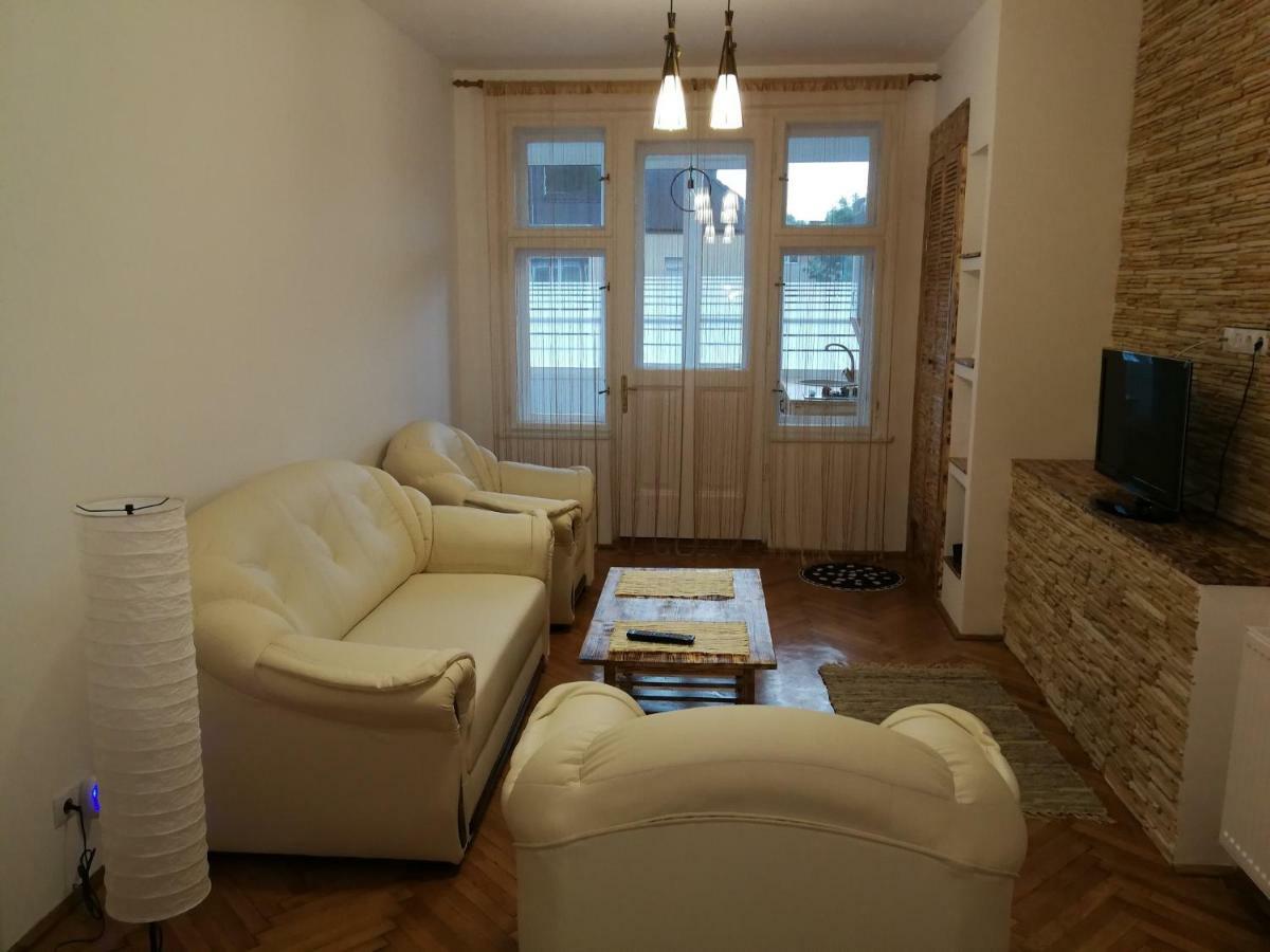 Ferienwohnung Apartament Hunter Cluj-Napoca Exterior foto