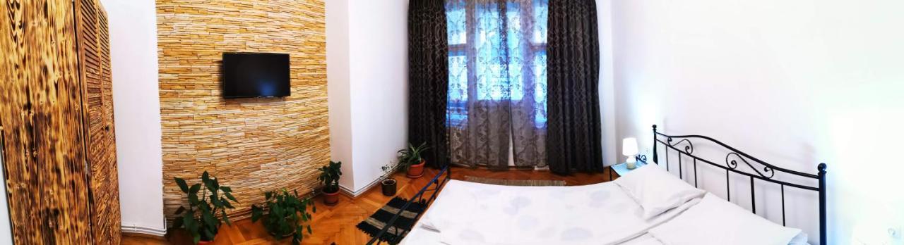 Ferienwohnung Apartament Hunter Cluj-Napoca Exterior foto